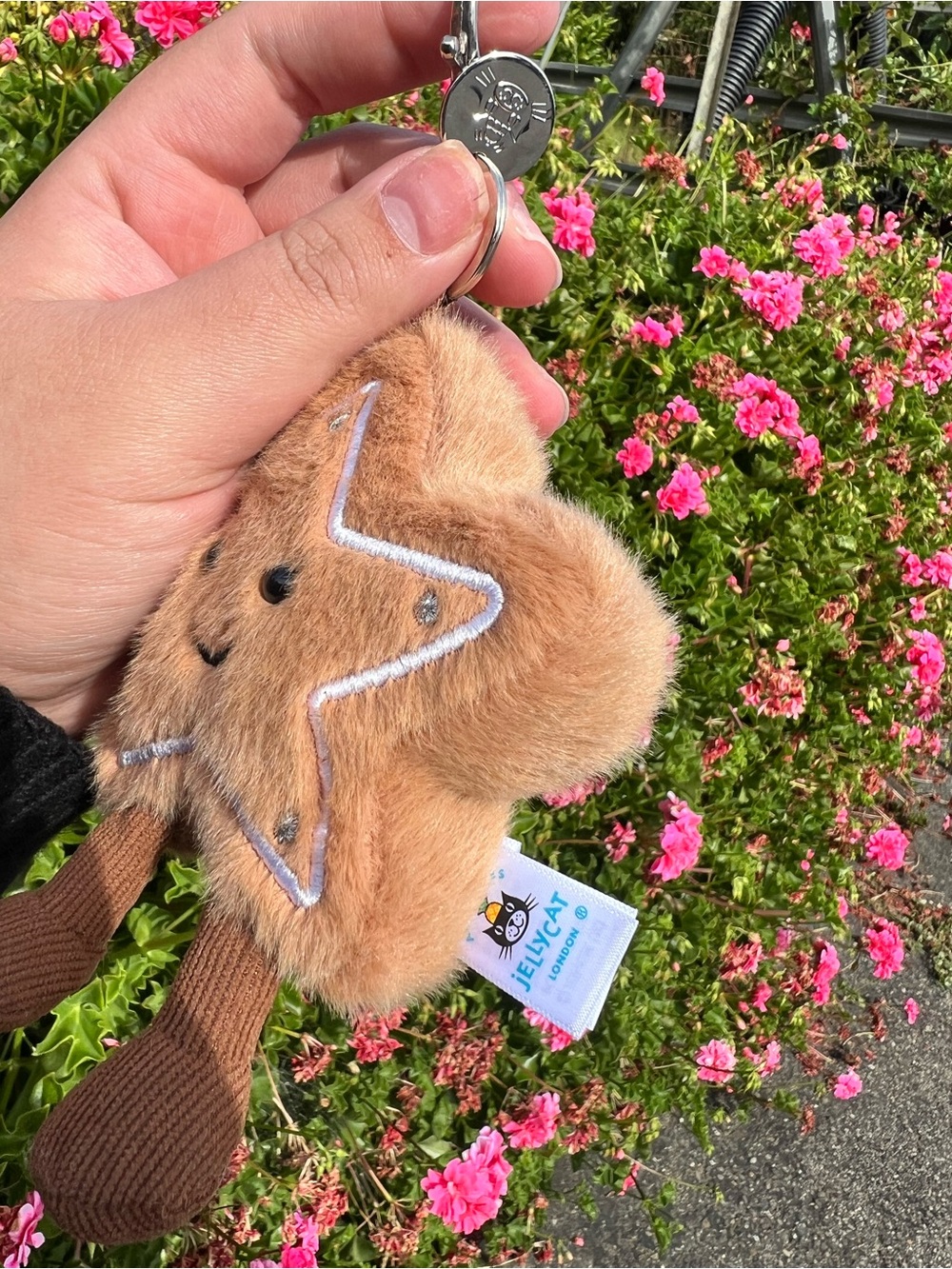 CHRISTMAS GINGERBREAD STAR PLUSH KEYCHAIN - Picture 4 of 6